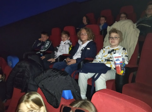 Wycieczka klas V do kina w Łodzi