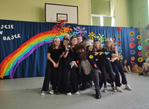 Projekt edukacyjny "W świecie baśni"