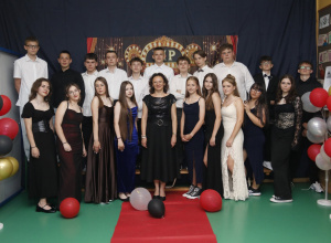Bal Ósmoklasistów